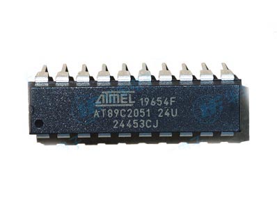 MICROCHIP AT89C2051-24PU σε απόθεμα